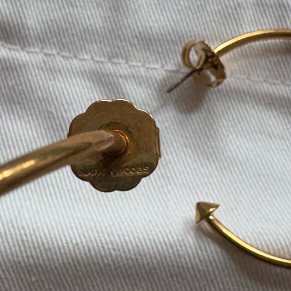 Marc Jacobs Gold Hoops with Dust Bag! - Picture 4 of 4